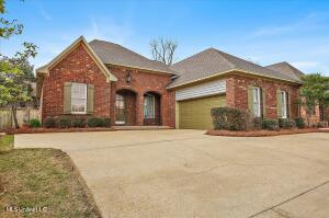 Property at 411 Hoy Farms Ct, Madison, MS 39110