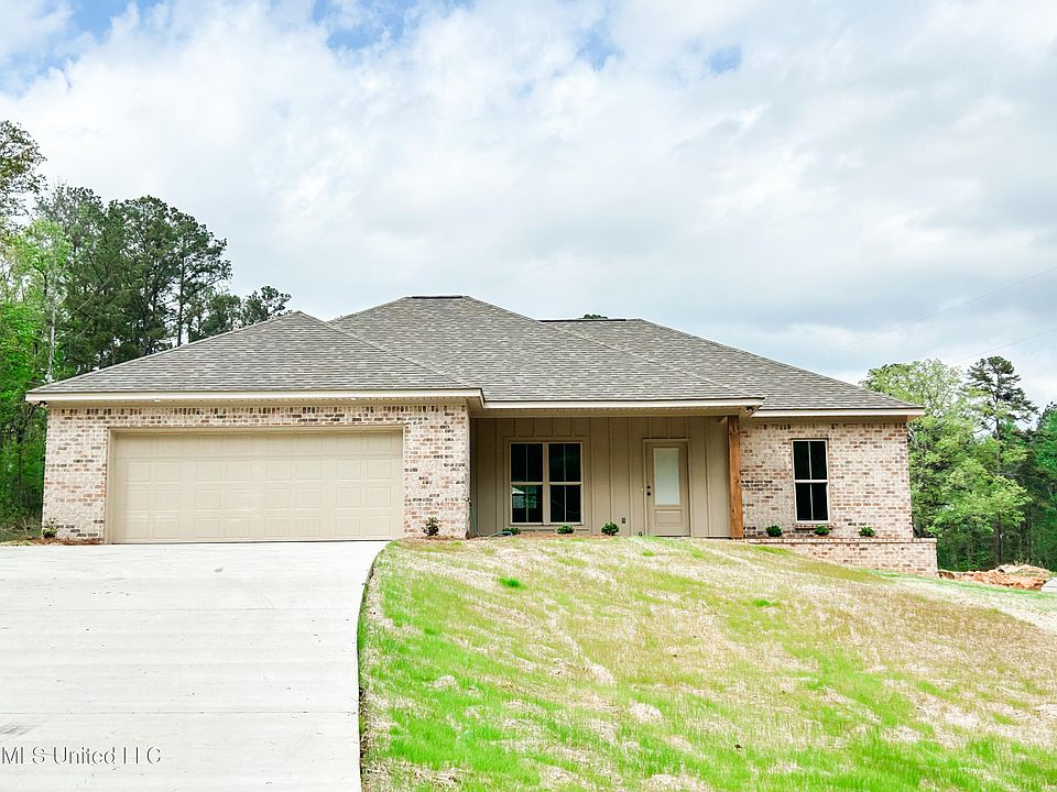 Property at 628 Mullican Road, Florence, MS 39073