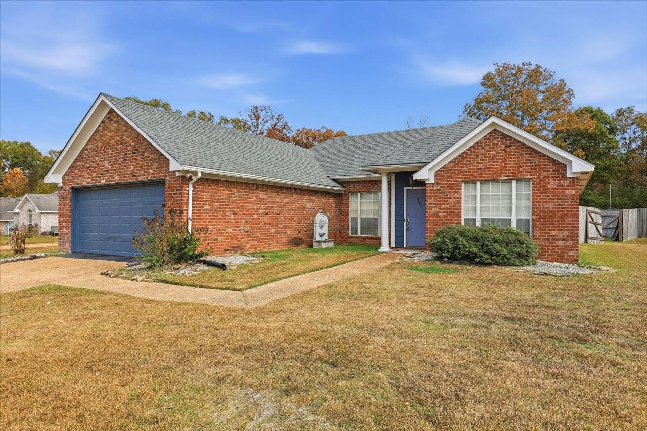 Property at 880 Redwood Cove, Byram, MS